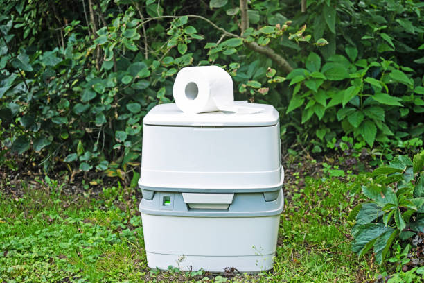 Portable Toilet Options We Offer in Bellair Meadowbrook Terrace, FL
